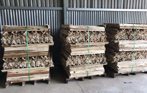Nẹp gỗ - Pallet 24H - Công Ty TNHH Sản Xuất Thương Mại Dịch Vụ Pallet 24H